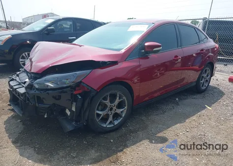2013 Ford Focus Se z USA, uszkodzony, nr VIN 1FADP3F26DL136635